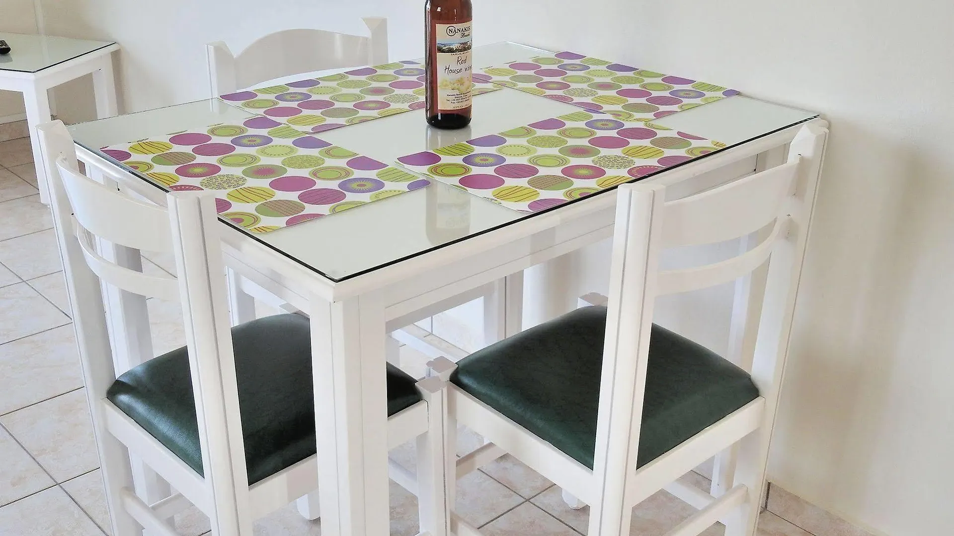 Nanakis Beach Apartments Stavrós Lägenhetshotell