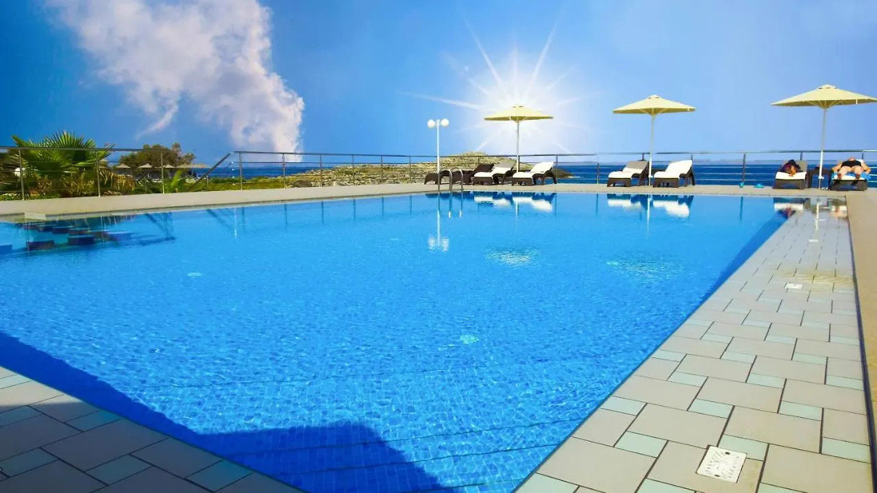 *** מלון דירות Stavrós Nanakis Beach Apartments יוון