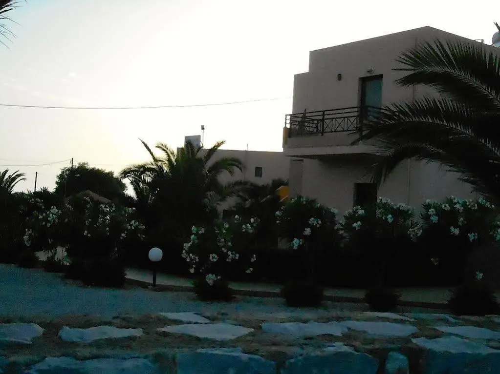 Stavrós Nanakis Beach Apartments