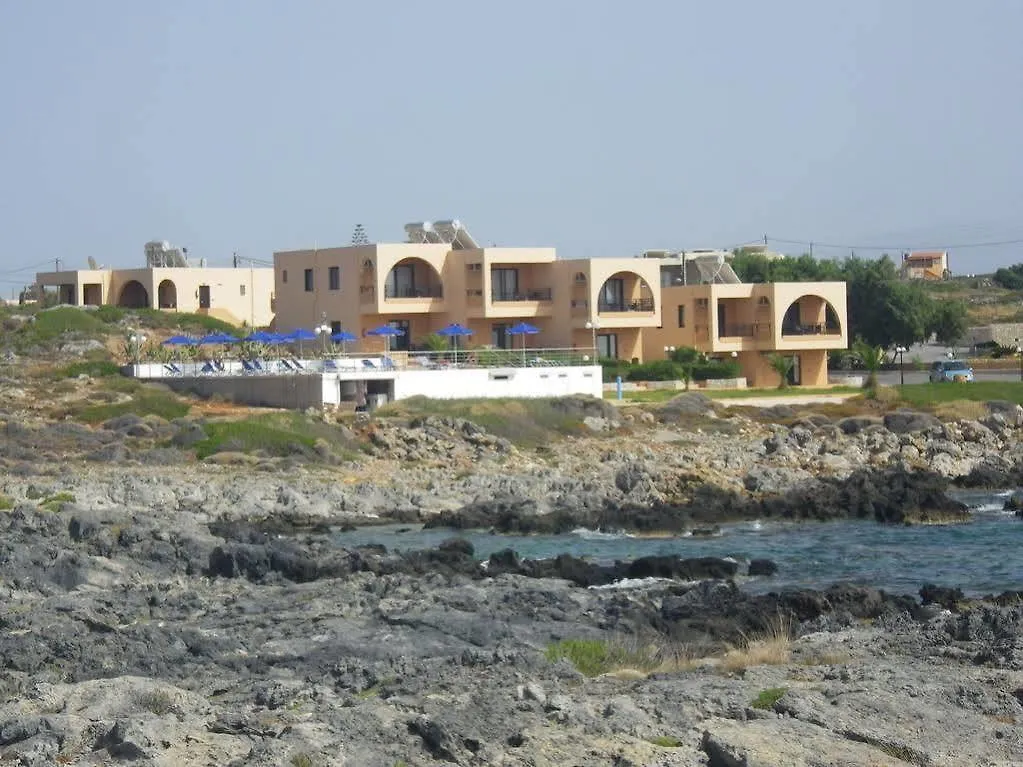 Stavrós Nanakis Beach Apartments יוון